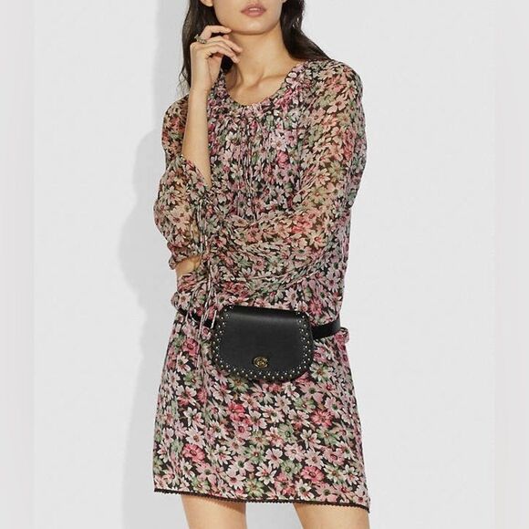 Coach Saddle Belt Bag With Scallop Rivets - Picture 2 of 9